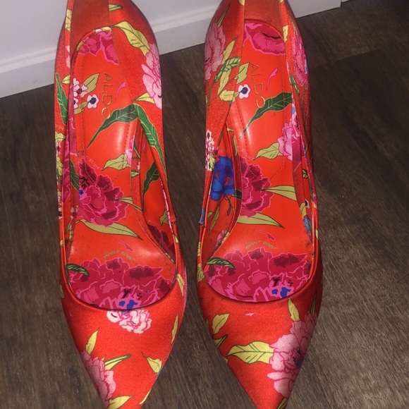 Red Floral heel